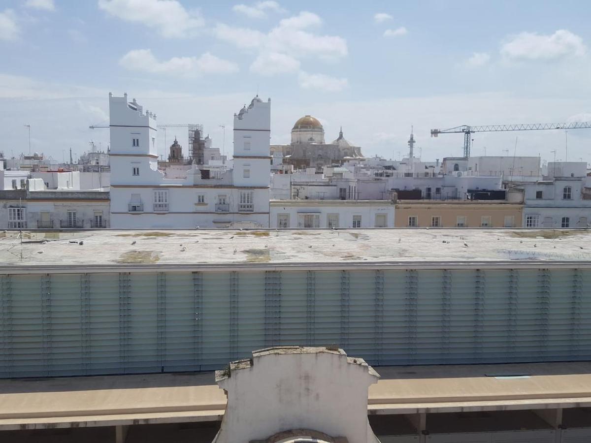 En Pleno Centro De Con Parking Economico * Cádiz